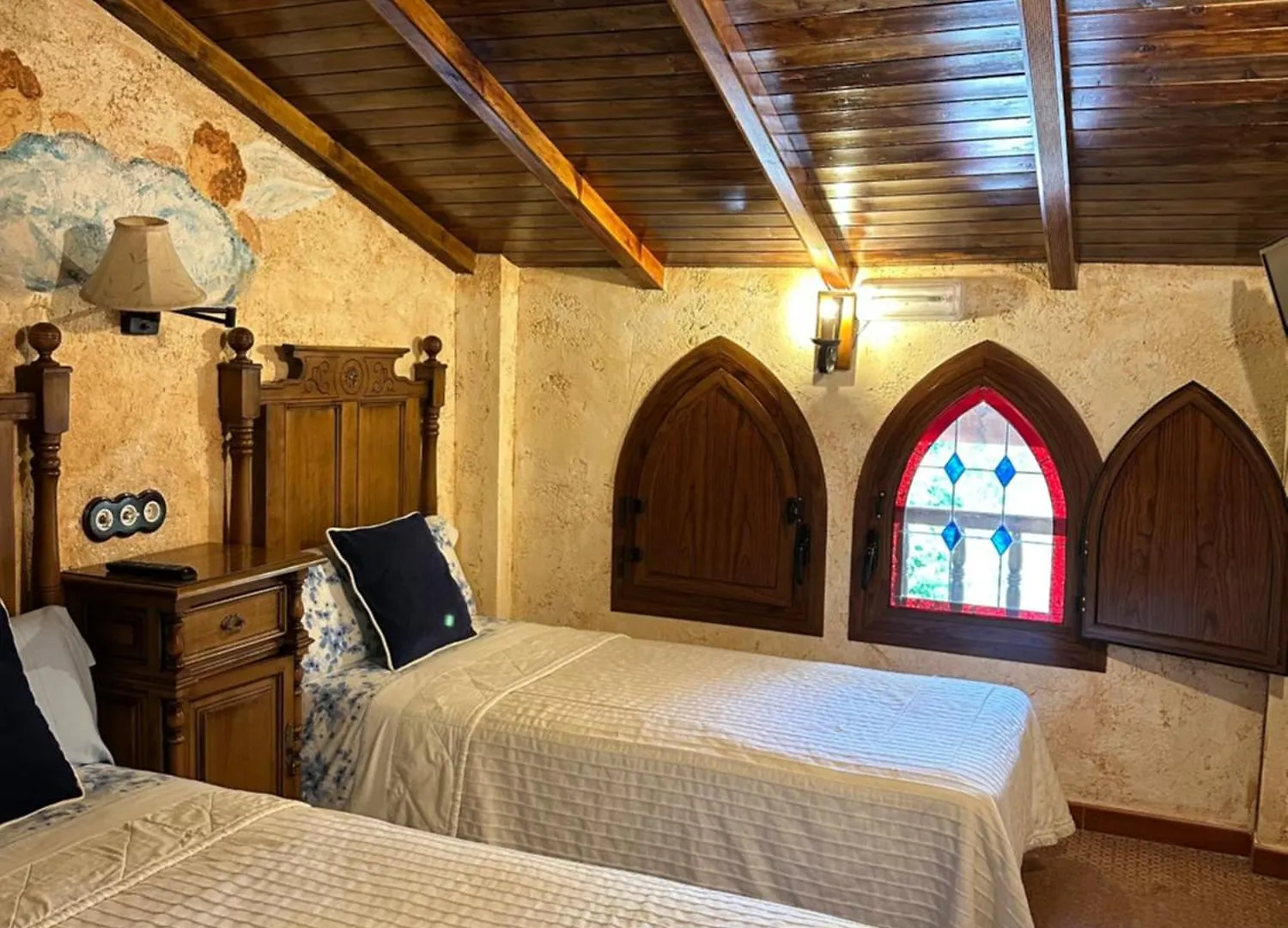 Casa Rural Ermita Santa Maria De La Sierra Arroyo Frio Spain